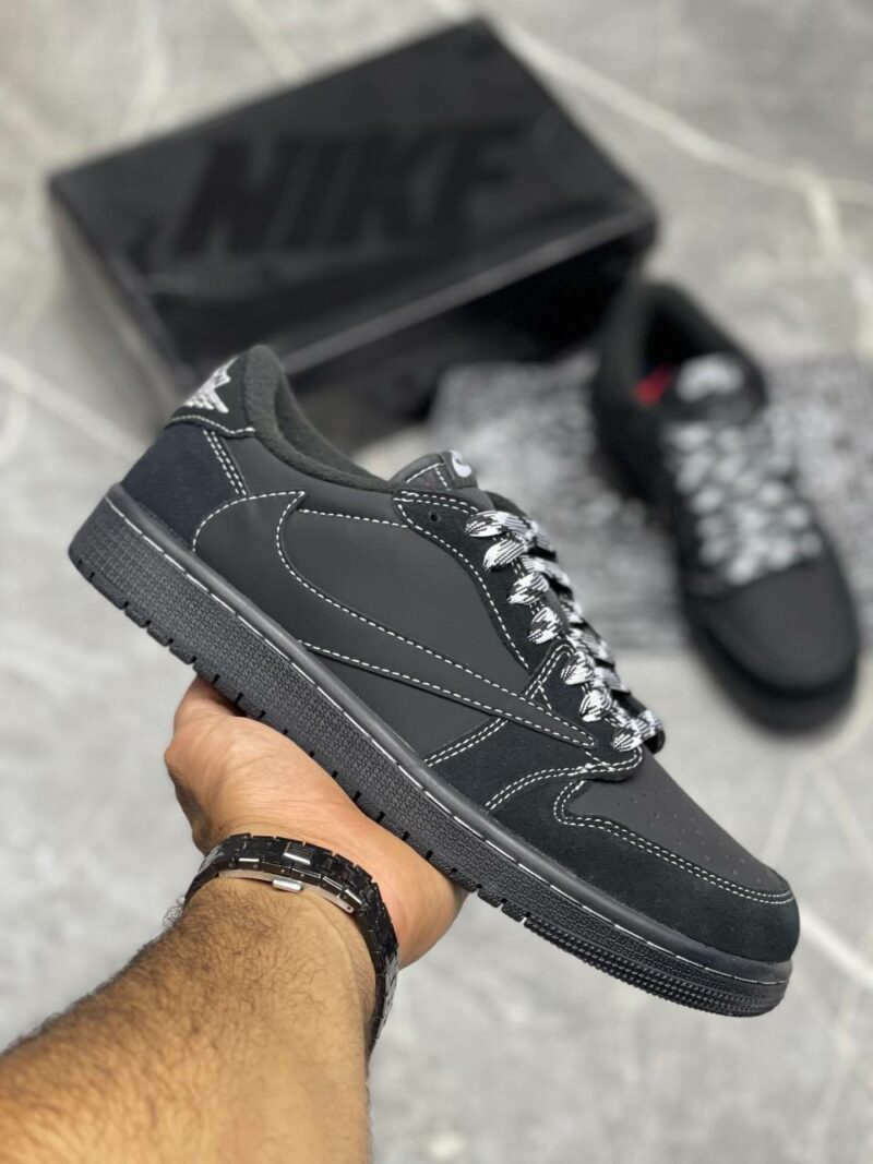 کتونی جردن وان بلک فانتوم air jordan 1 low travis black fantom