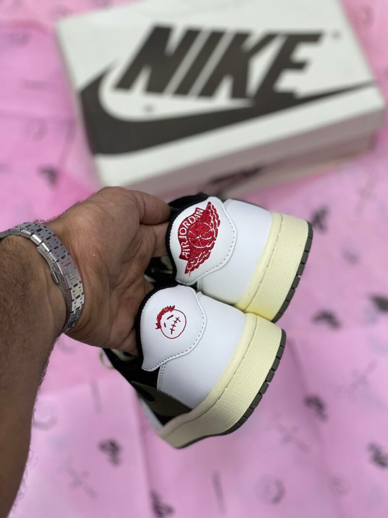 کتونی مردانه نایک ایر جردن 1 تراویس اسکات Nike Air Jordan 1 Low Travis Scott