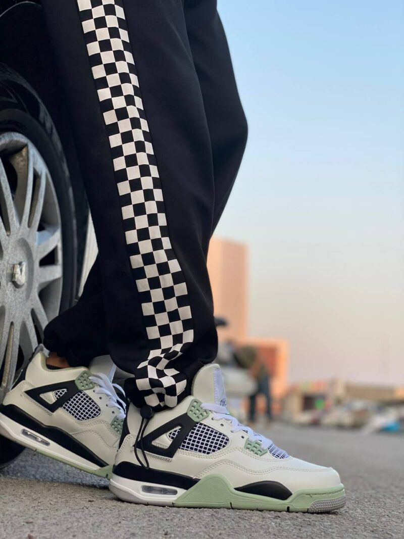 کتونی نایک جردن 4 nike jordan 4